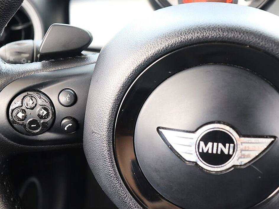 Used 2013 MINI Cooper Hardtop image 32