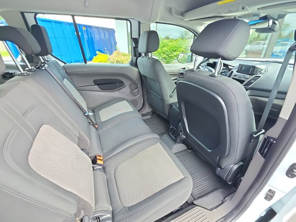 Used 2020 Ford Transit Connect XL FWD image 14
