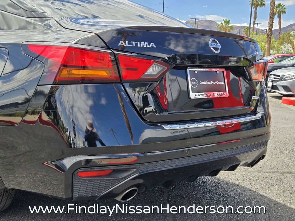 Used 2021 Nissan Altima 2.5 Platinum AWD/4WD image 5