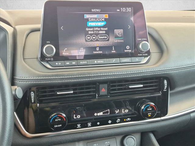 Used 2022 Nissan Rogue SV FWD image 12