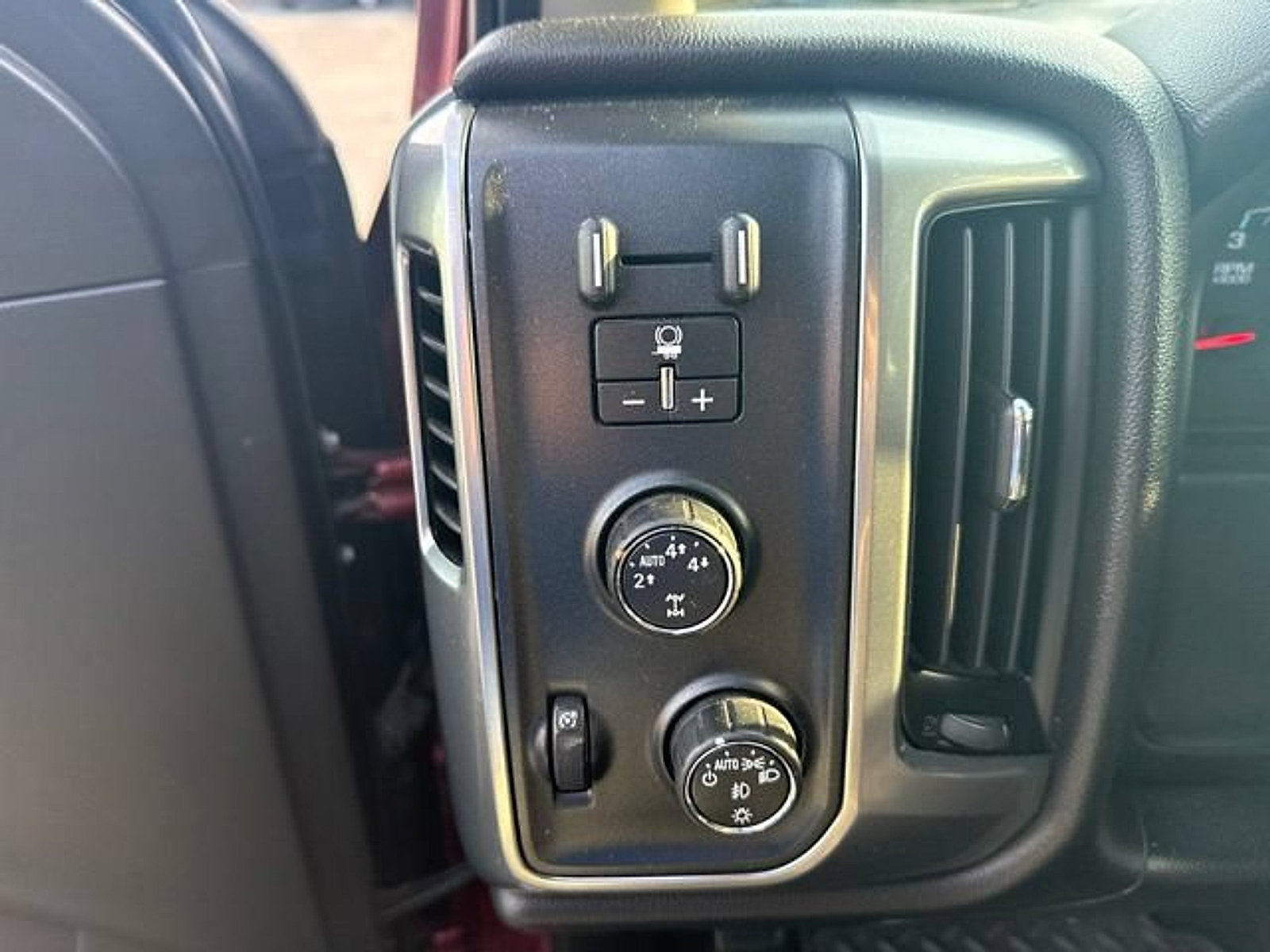Used 2014 Chevrolet Silverado 1500 LT w/ All Star Edition AWD/4WD image 13