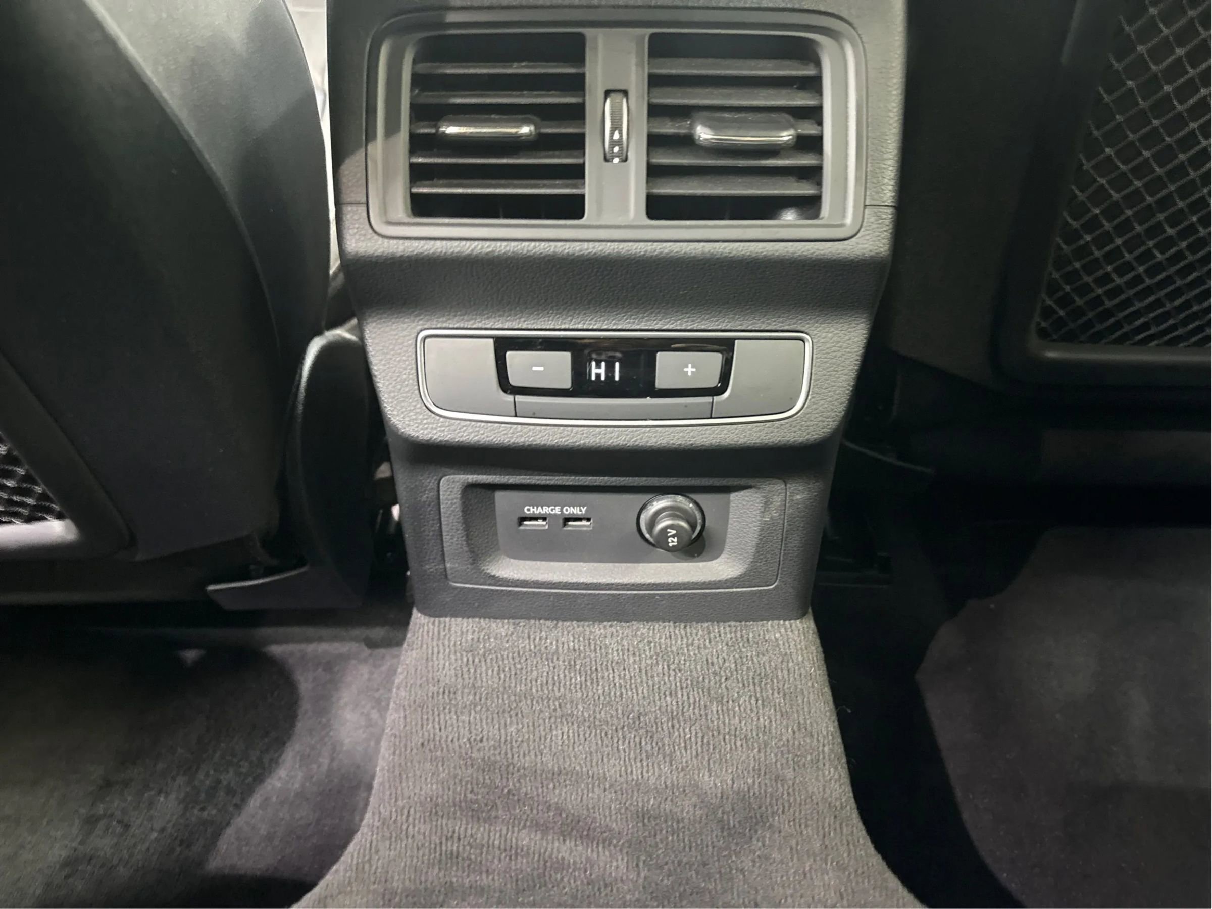 Used 2023 Audi Q5 2.0T Premium w/ Convenience Package image 29