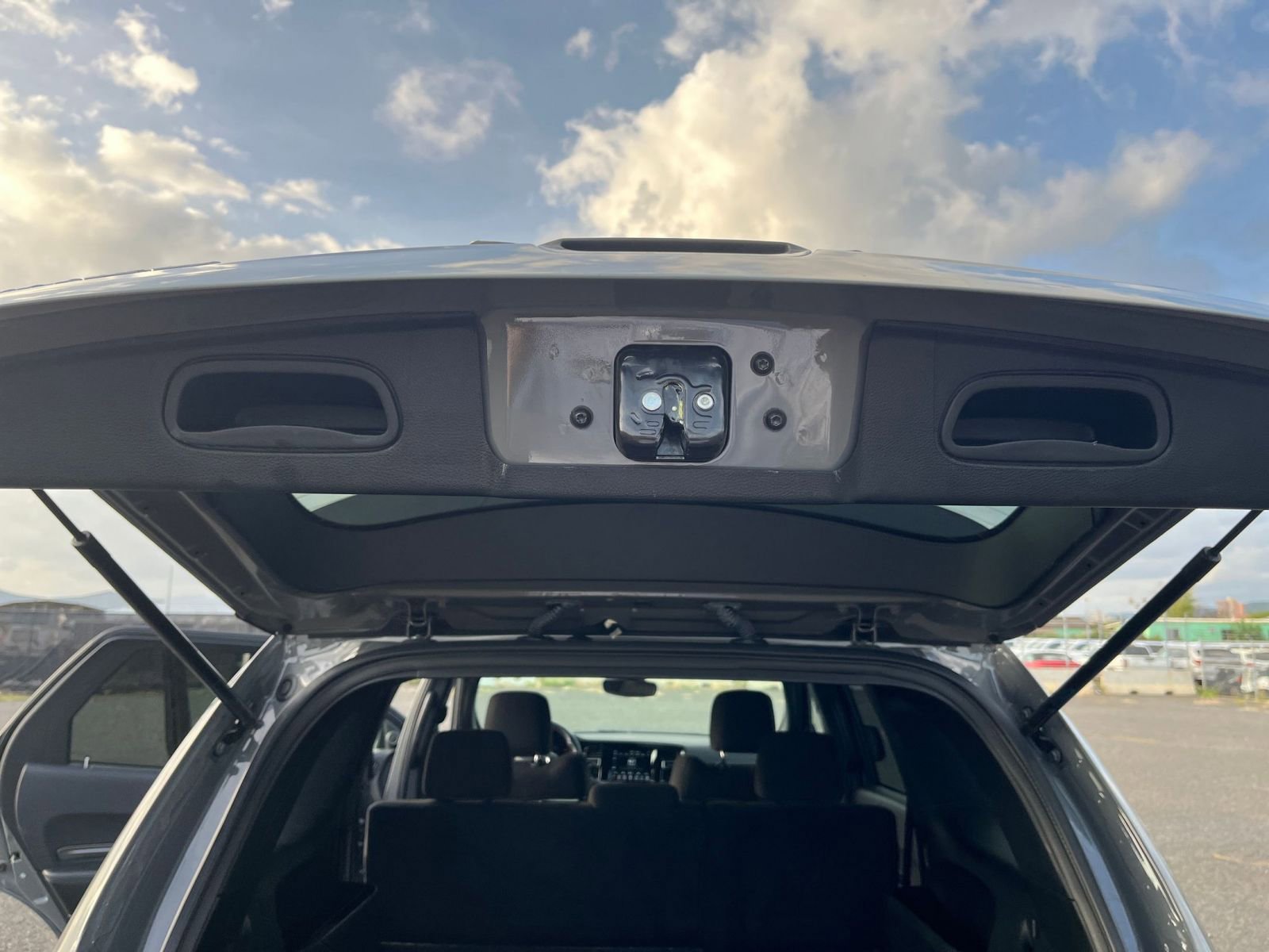 Used 2023 Dodge Durango SXT image 24