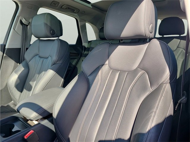Used 2024 Audi Q5 2.0T Premium Plus image 25