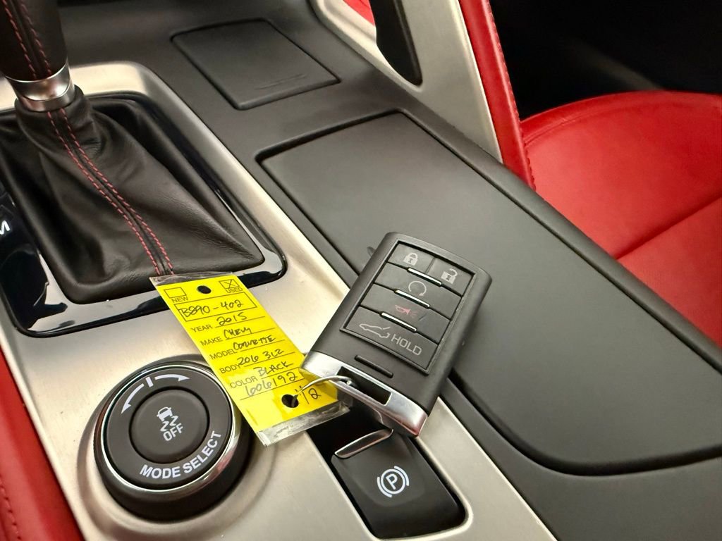 Used 2015 Chevrolet Corvette Z06 w/ 3LZ Preferred Equipment Group image 24