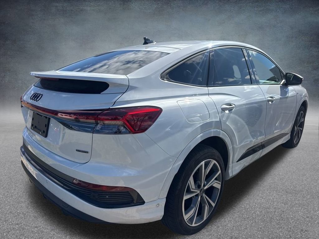 Used 2023 Audi Q4 e-tron Prestige w/ Black Optic Package image 4