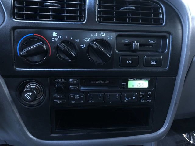 Used 1993 Toyota Camry LE FWD image 25