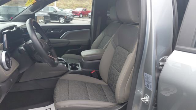 Certified 2024 Chevrolet Colorado ZR2 w/ Technology Package image 17