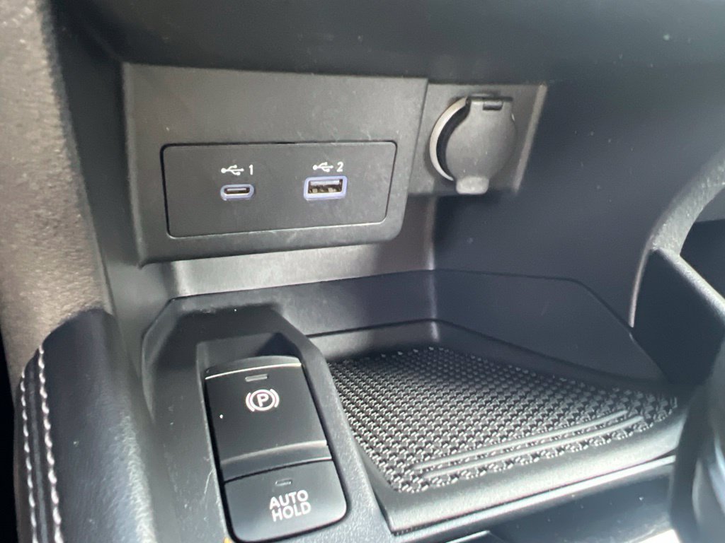 Certified 2021 Nissan Kicks SR w/ SR Premium Package FWD image 53