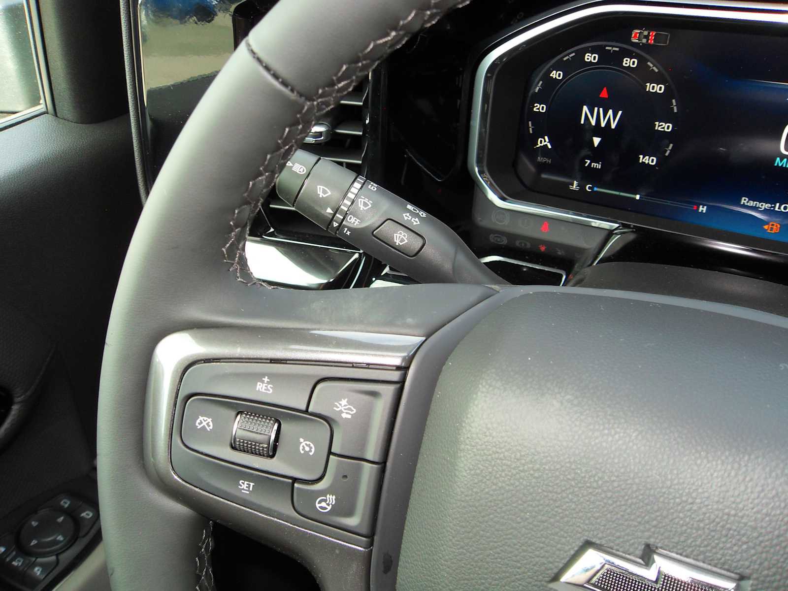 New 2026 Chevrolet Silverado 2500 ZR2 image 41