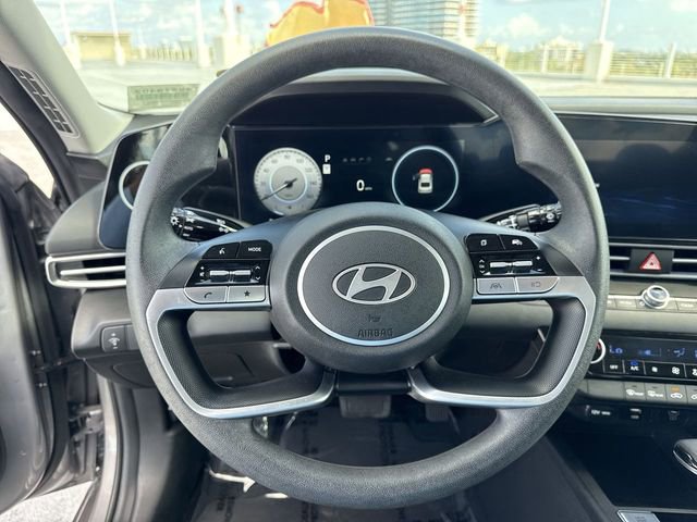 Used 2024 Hyundai Elantra SEL FWD image 14