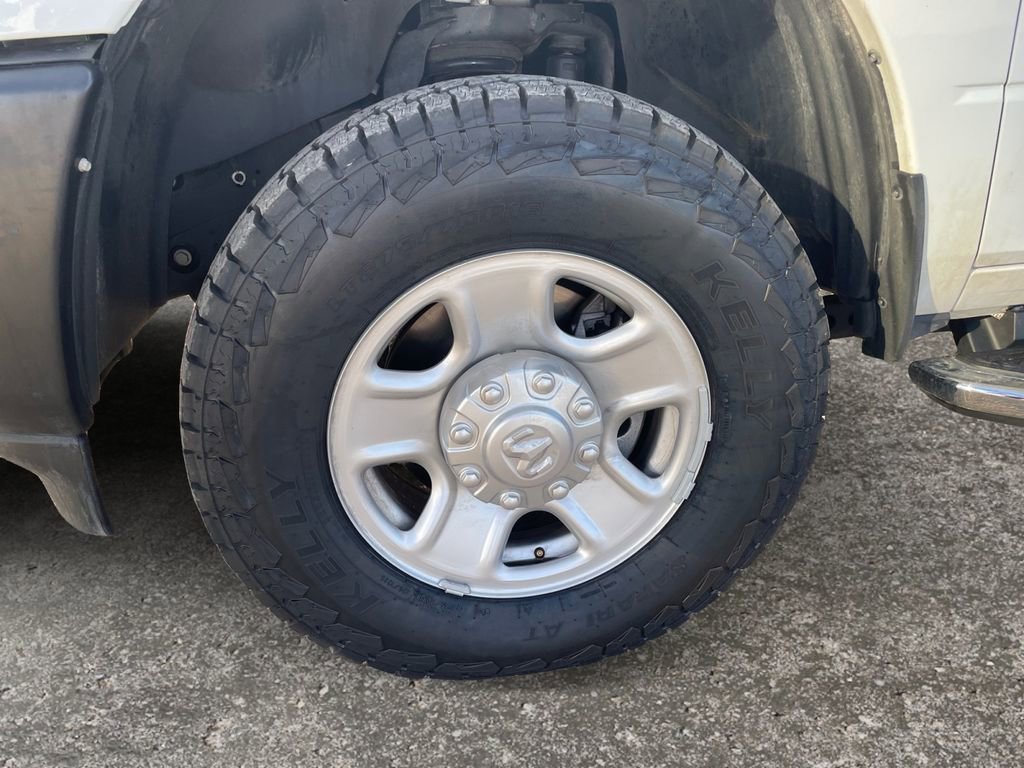 Used 2024 RAM 2500 Tradesman w/ Bed Utility Group image 9