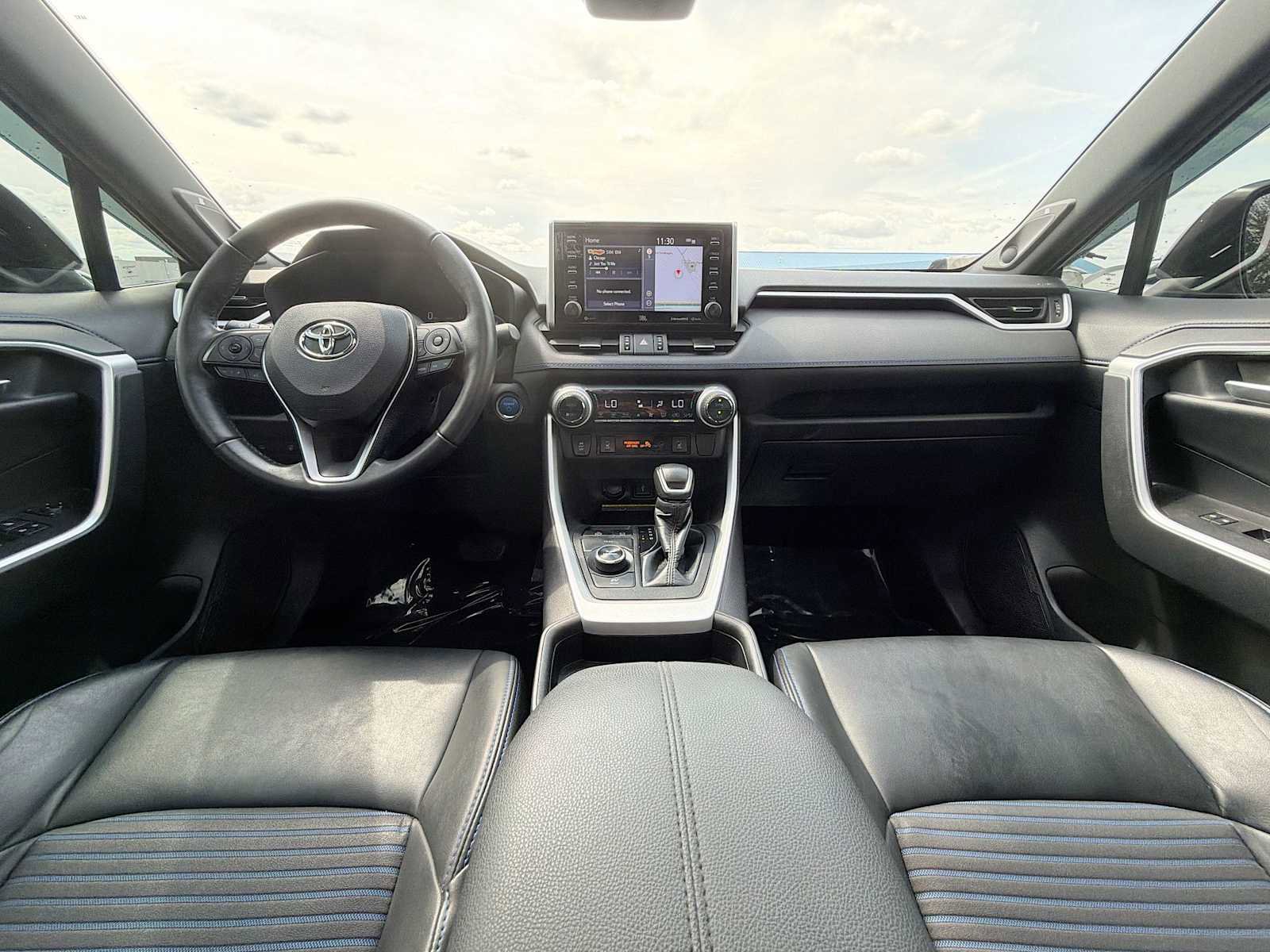 Used 2021 Toyota RAV4 XSE AWD/4WD image 12