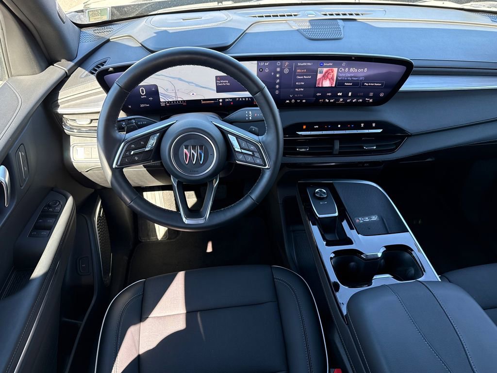 Certified 2025 Buick Enclave Preferred image 24