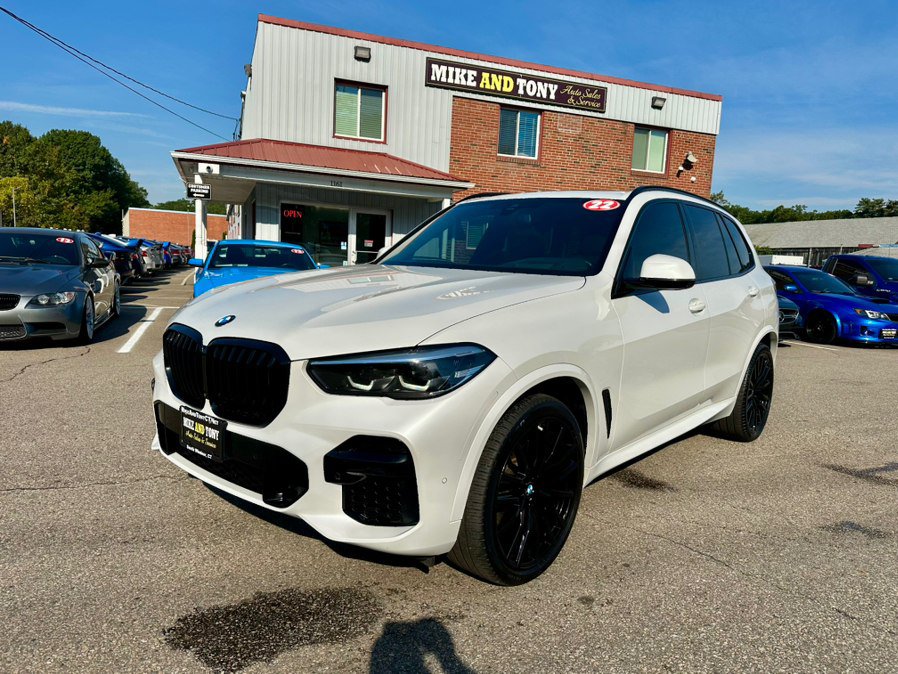 Used 2022 BMW X5 xDrive40i w/ M Sport Package AWD/4WD image 1
