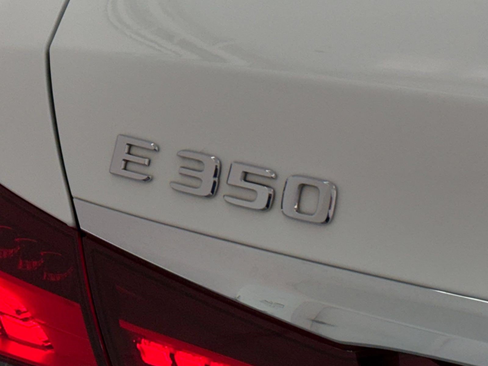 Used 2021 Mercedes-Benz E 350 Sedan image 26