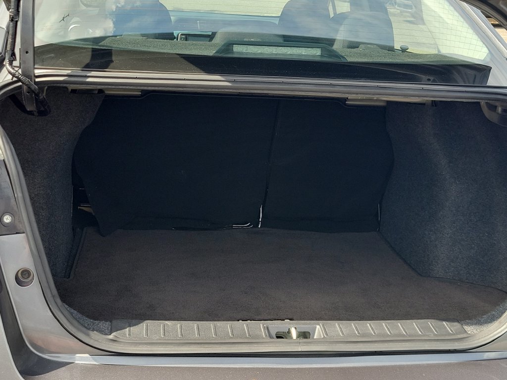 Certified 2025 Nissan Versa SV FWD image 8