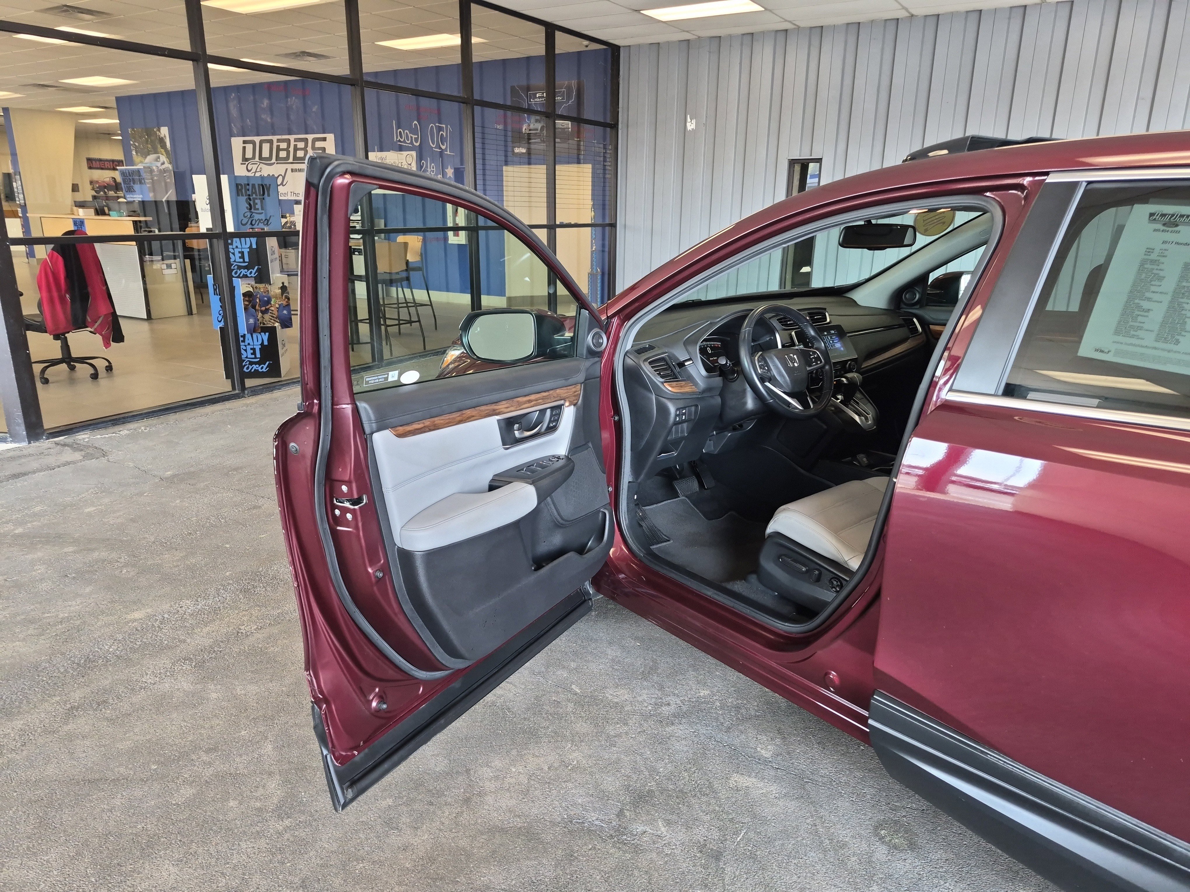 Used 2017 Honda CR-V EX-L image 9