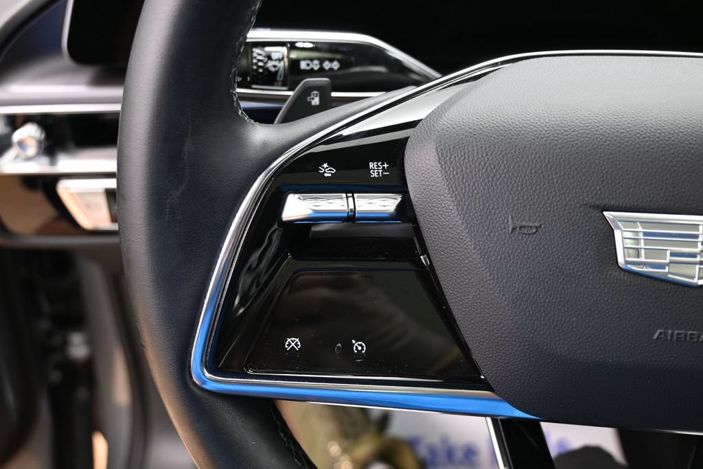 Used 2024 Cadillac Lyriq Tech RWD image 19