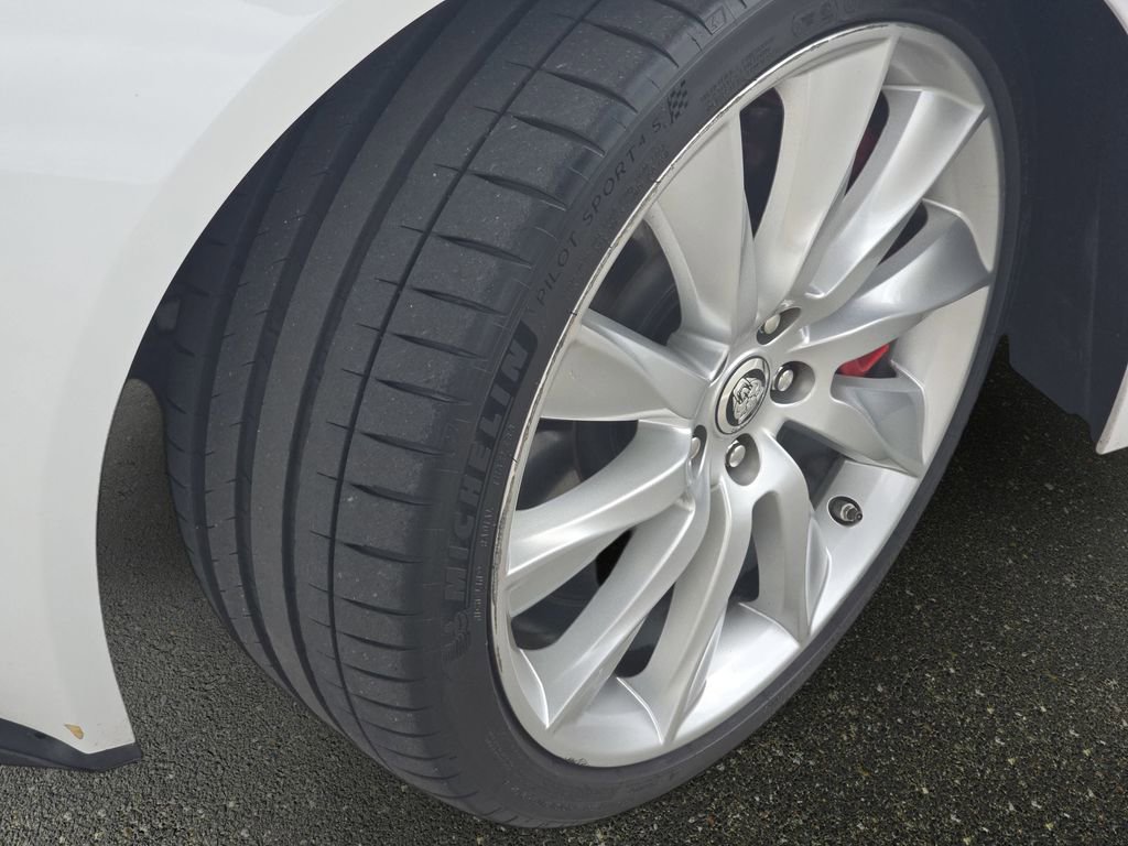 Used 2014 Jaguar F-TYPE S image 32