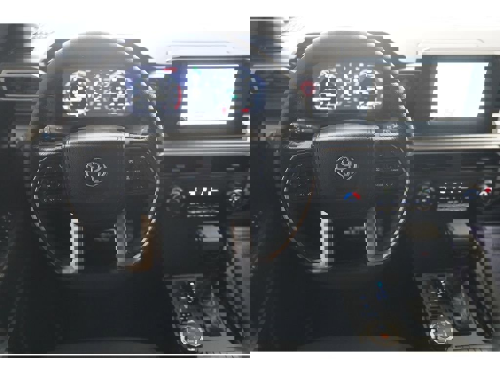 Used 2025 Toyota Tacoma TRD Sport image 15