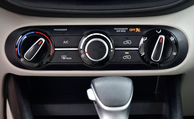 Certified 2024 Kia Soul LX w/ Option Group 015 image 21