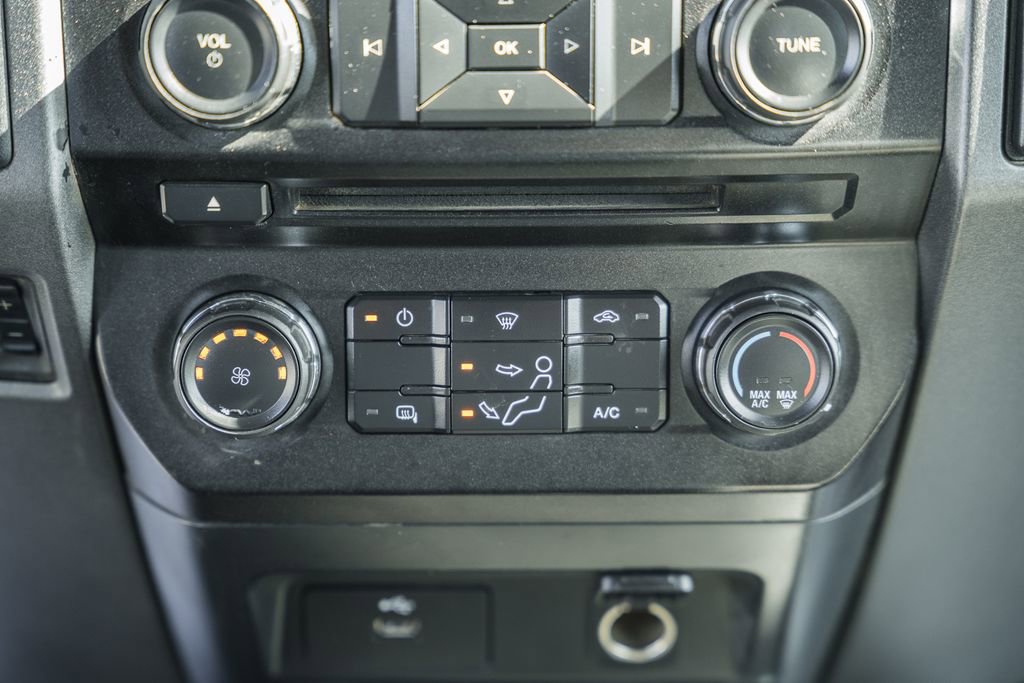 Used 2017 Ford F550 4x4 SuperCab Super Duty image 26