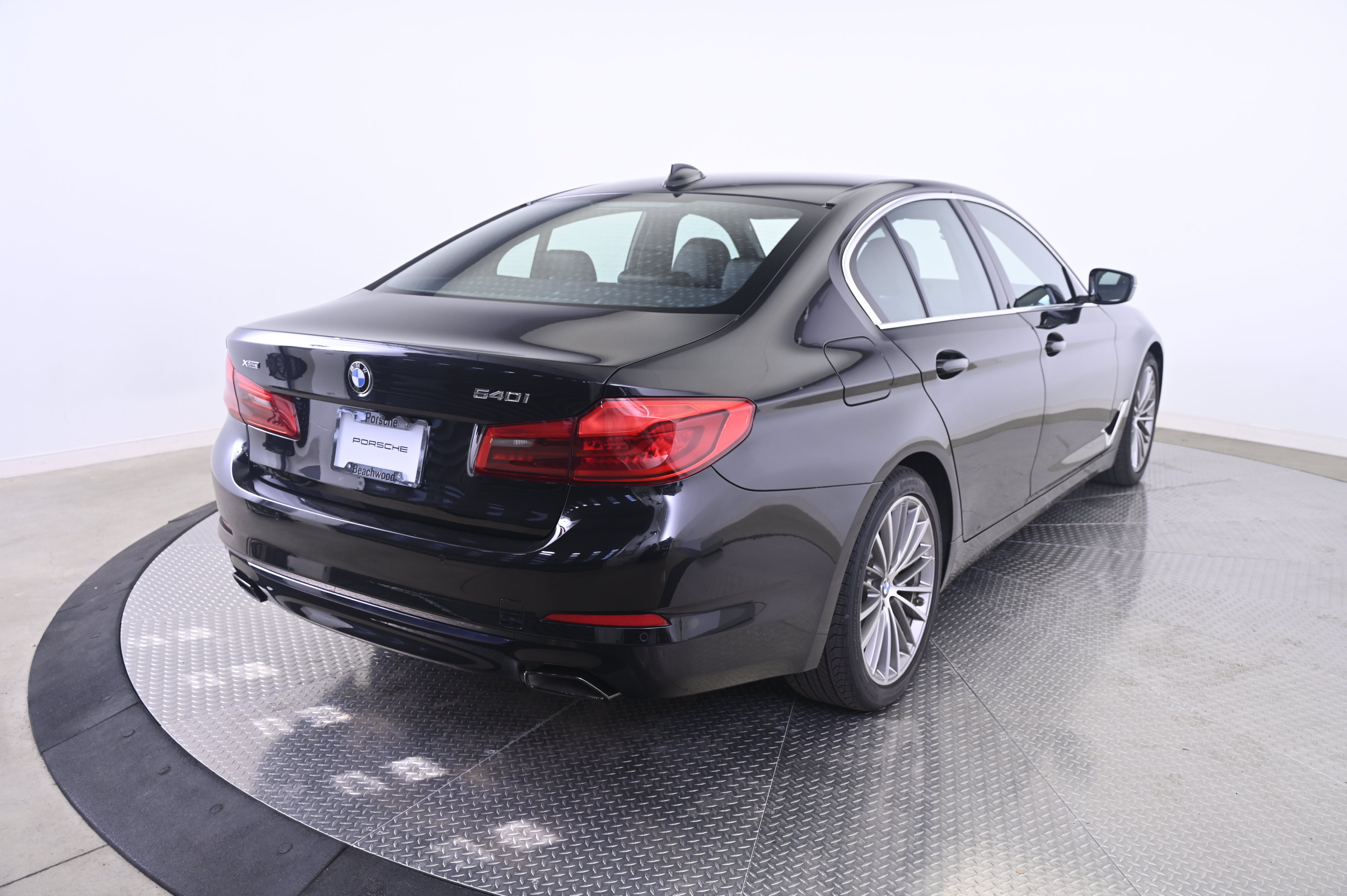 Used 2019 BMW 540i xDrive AWD/4WD image 7