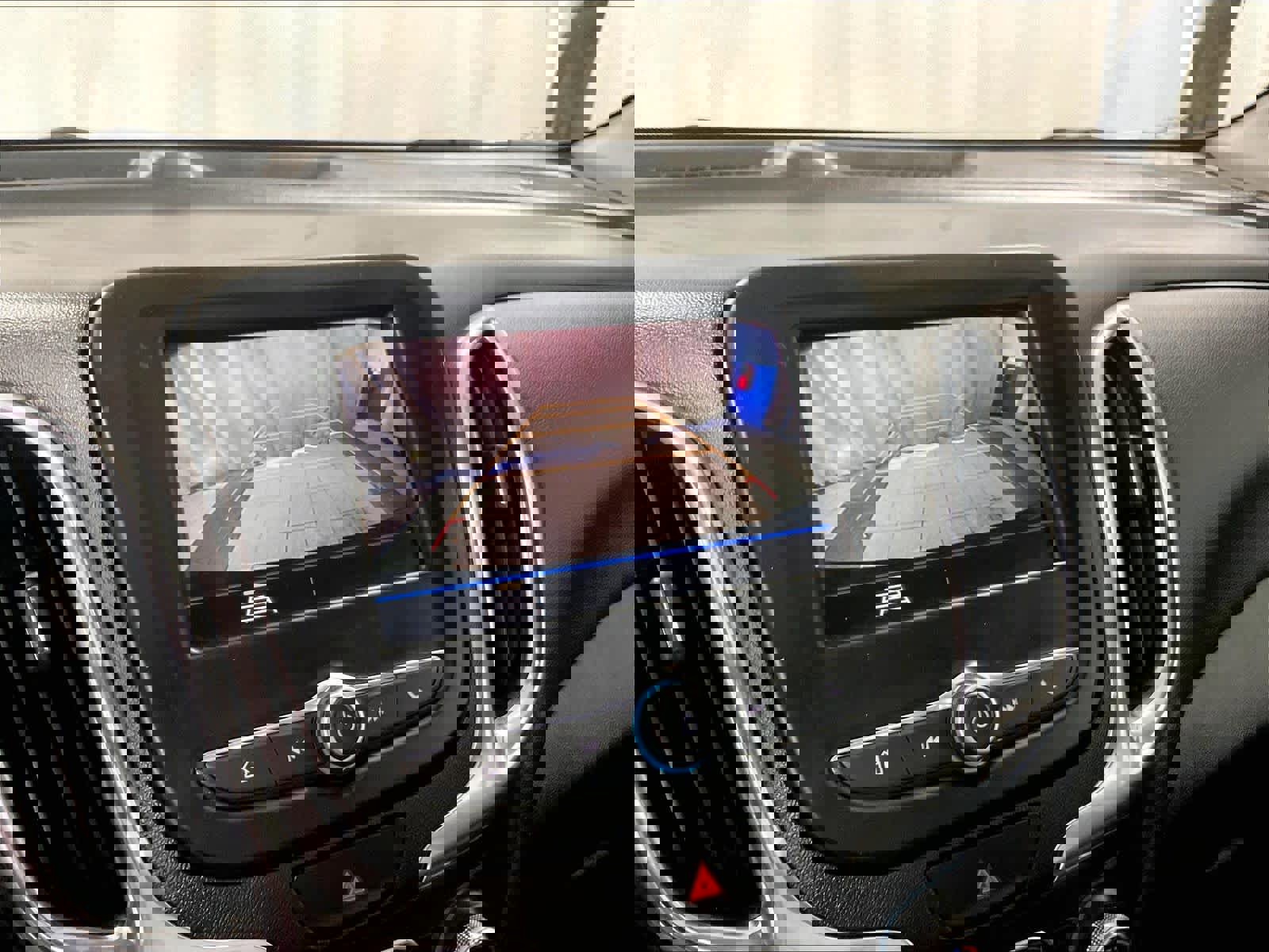 Used 2020 Chevrolet Equinox LT image 19