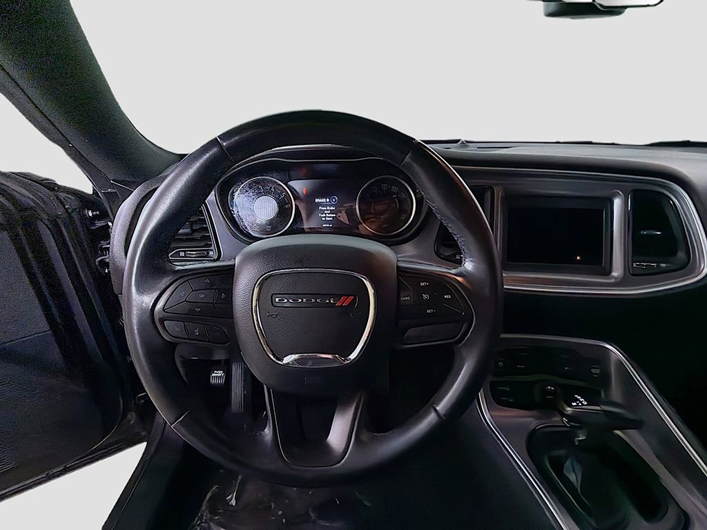 Used 2020 Dodge Challenger SXT image 25