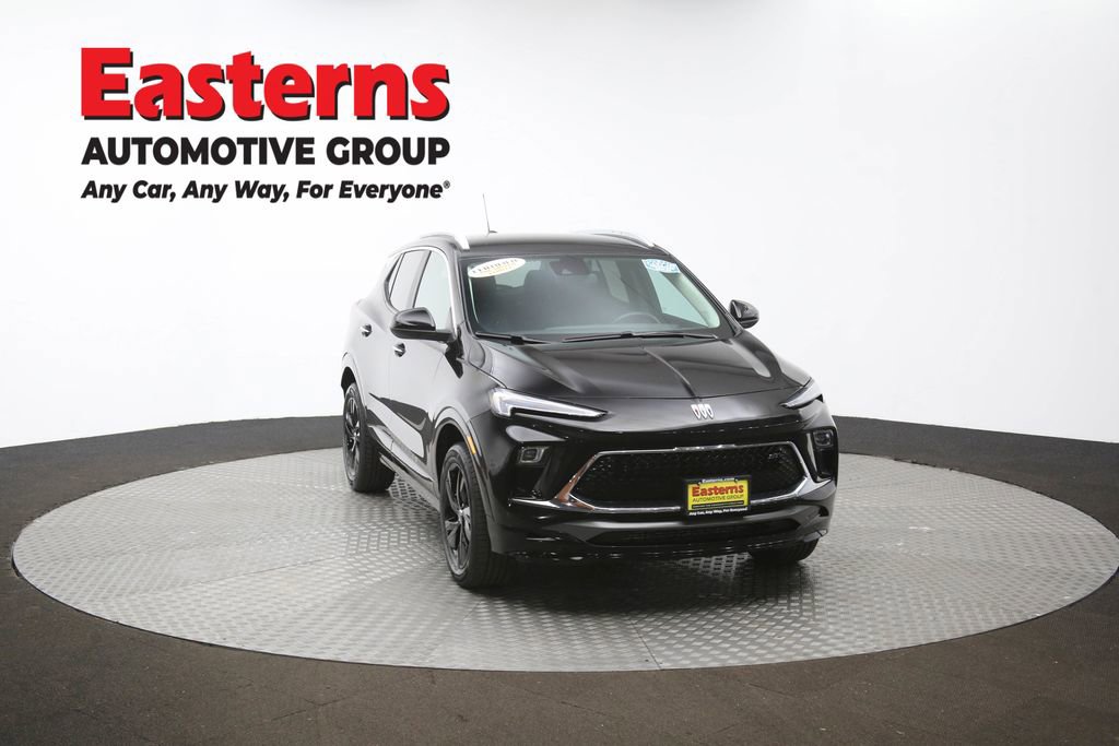 Used 2024 Buick Encore GX Sport Touring image 50
