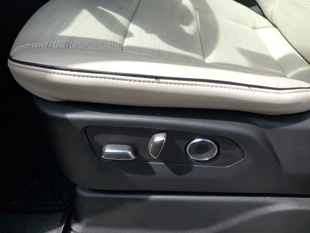 Used 2021 Cadillac Escalade Sport w/ Driver Assist Tech Package image 9