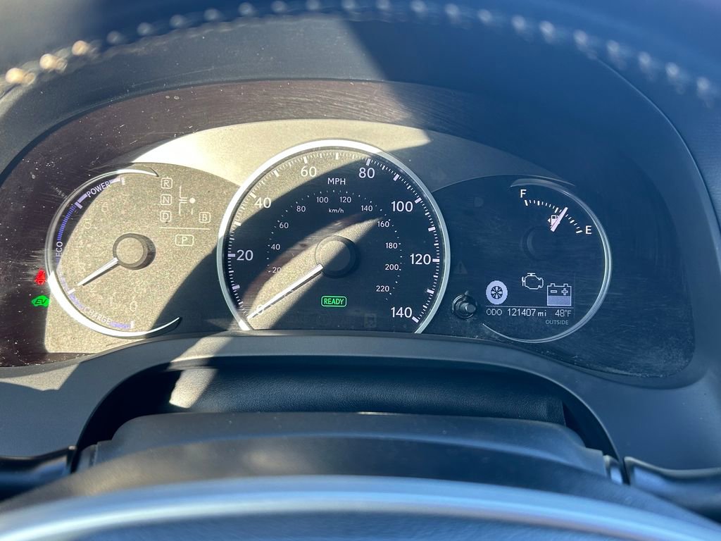 Used 2012 Lexus CT 200h Premium image 22