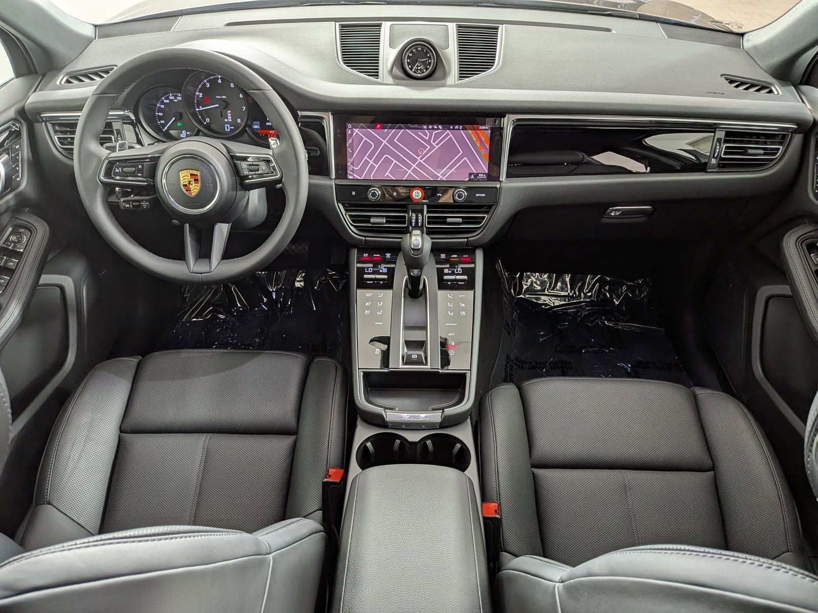 New 2026 Porsche Macan AWD/4WD image 21