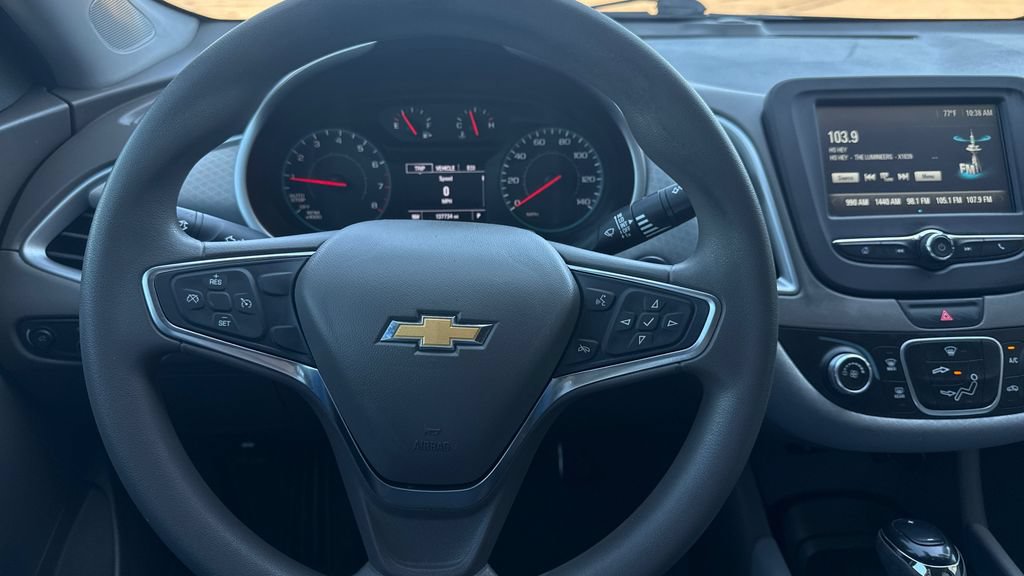 Used 2018 Chevrolet Malibu LS w/ LPO, Convenience Package 1 FWD image 23
