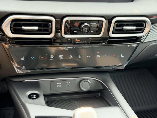 New 2026 Nissan Sentra SR w/ SR Premium Package FWD image 23