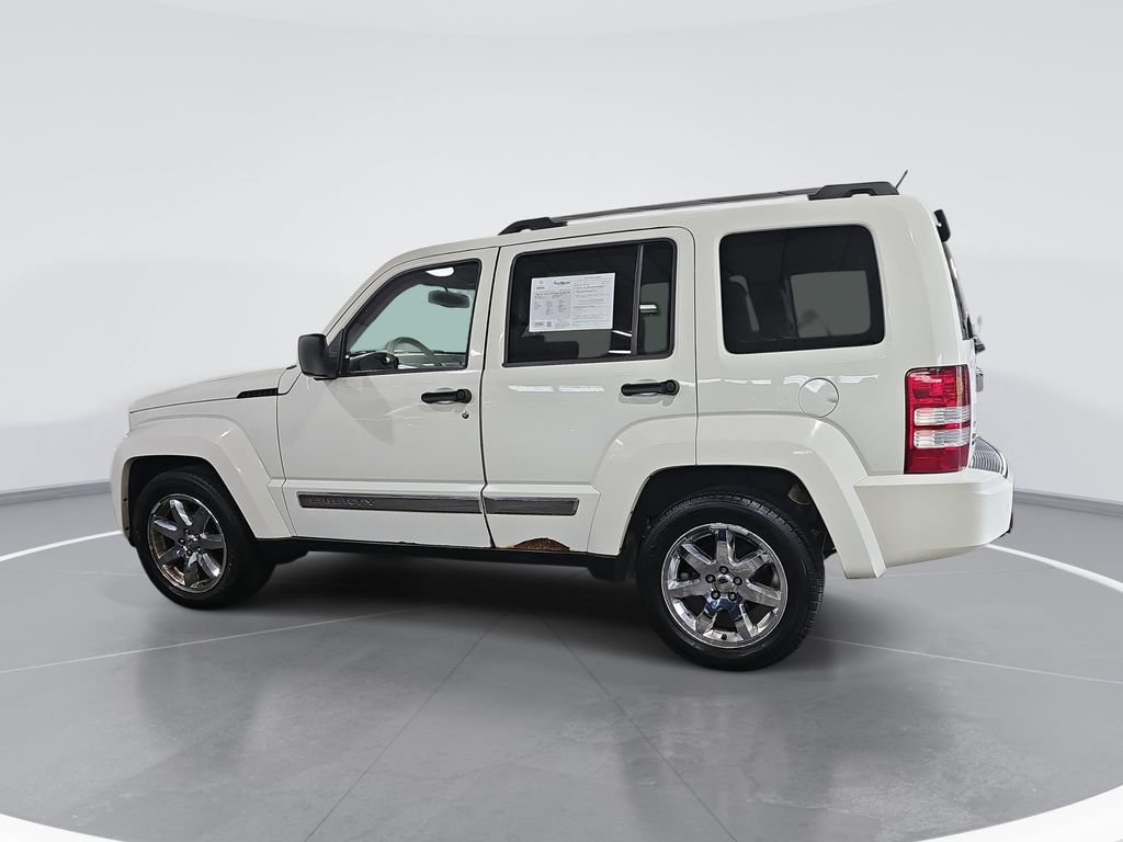 Used 2008 Jeep Liberty Limited w/ Premium Group II AWD/4WD image 7