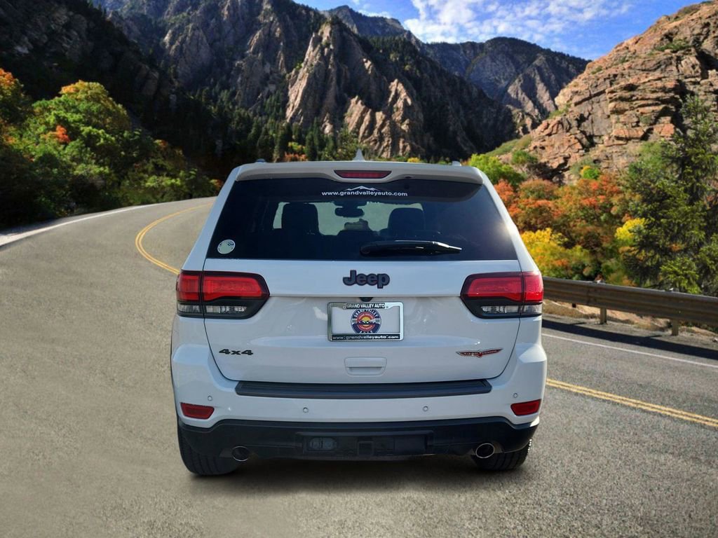 Used 2020 Jeep Grand Cherokee Trailhawk image 4