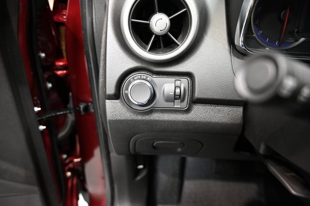 Used 2016 Chevrolet Trax LT w/ LT Convenience Package image 22