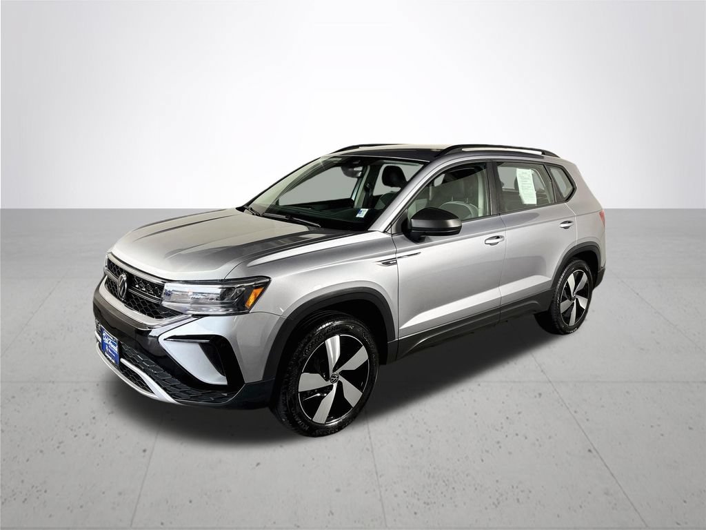 Certified 2024 Volkswagen Taos S AWD/4WD image 2