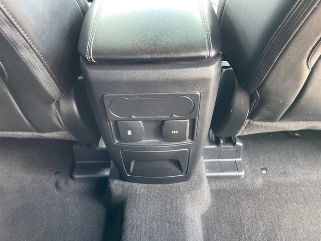 Used 2024 Ford Explorer XLT w/ Equipment Group 202A AWD/4WD image 32