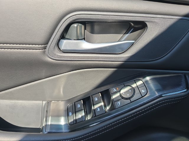 New 2026 Nissan Rogue Dark Armor FWD image 28