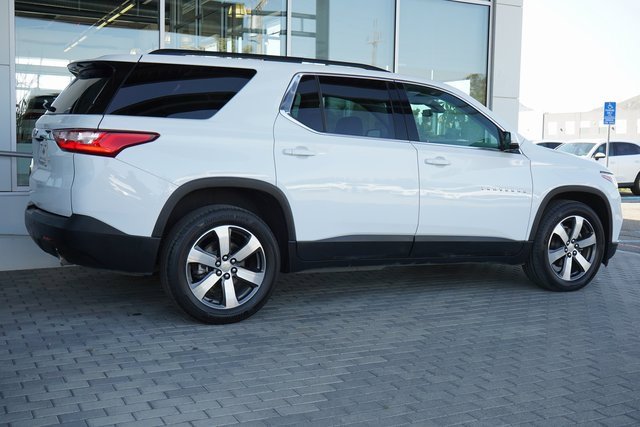 Used 2020 Chevrolet Traverse LT w/ LT Premium Package image 9