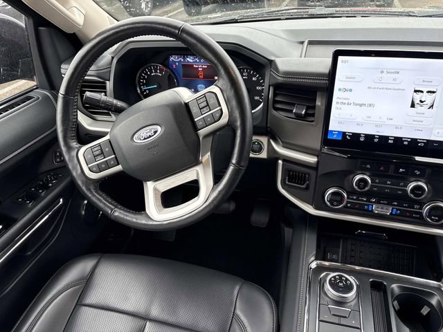 Certified 2024 Ford Expedition Max XLT image 7