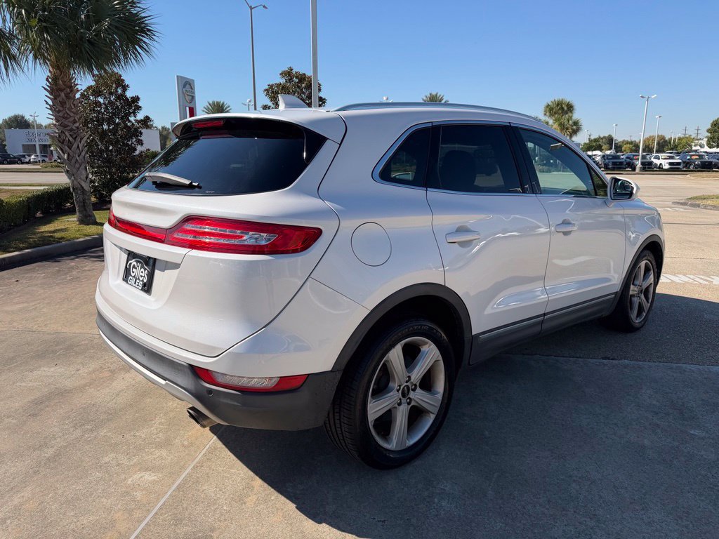 Used 2016 Lincoln MKC Premiere FWD image 5