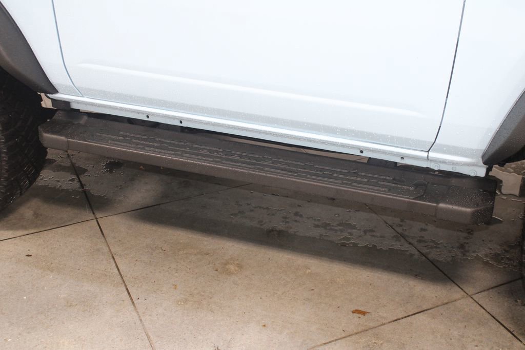 Used 2024 Ford Bronco Heritage Edition image 12