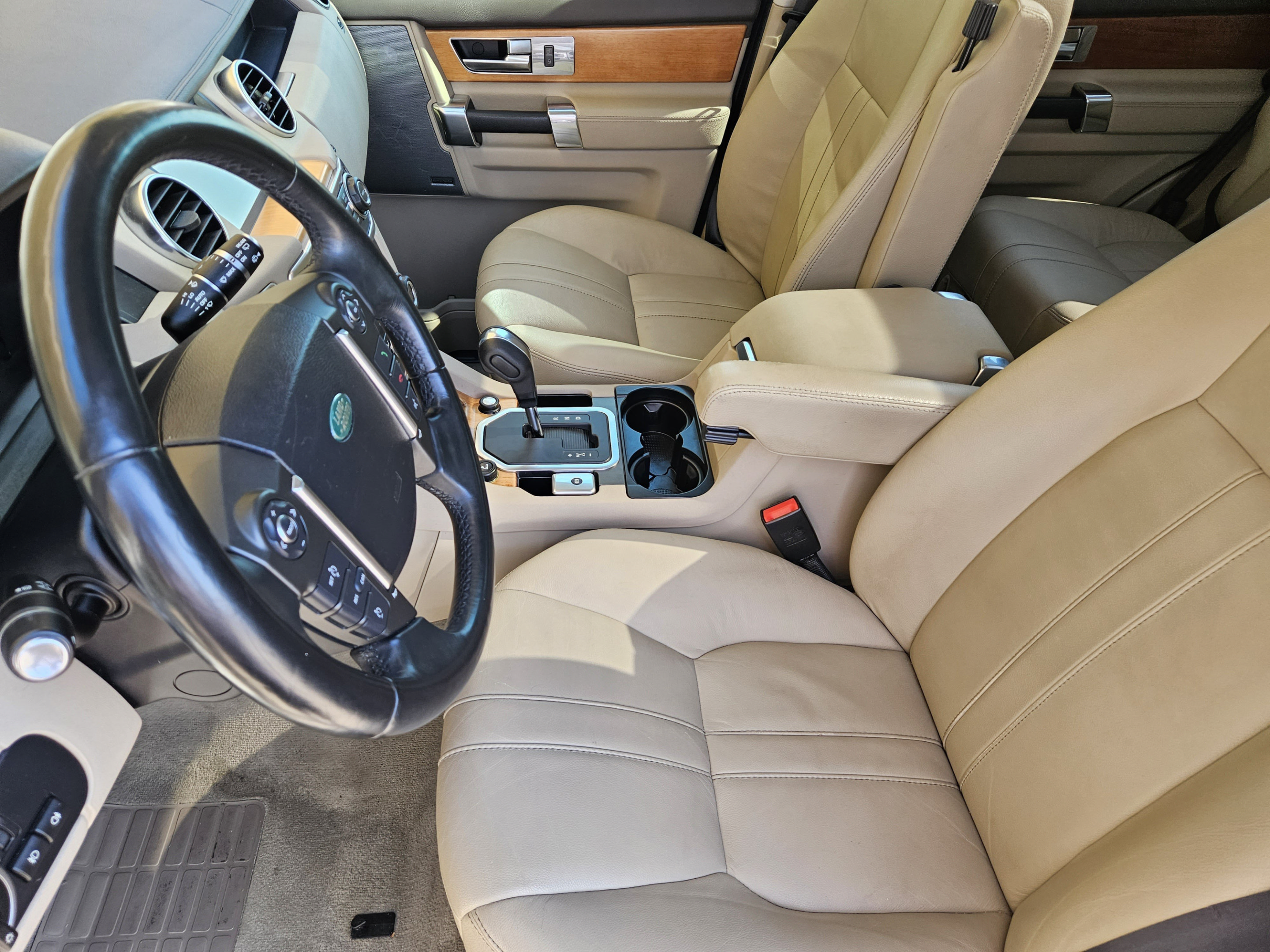 Used 2012 Land Rover LR4 HSE AWD/4WD image 11