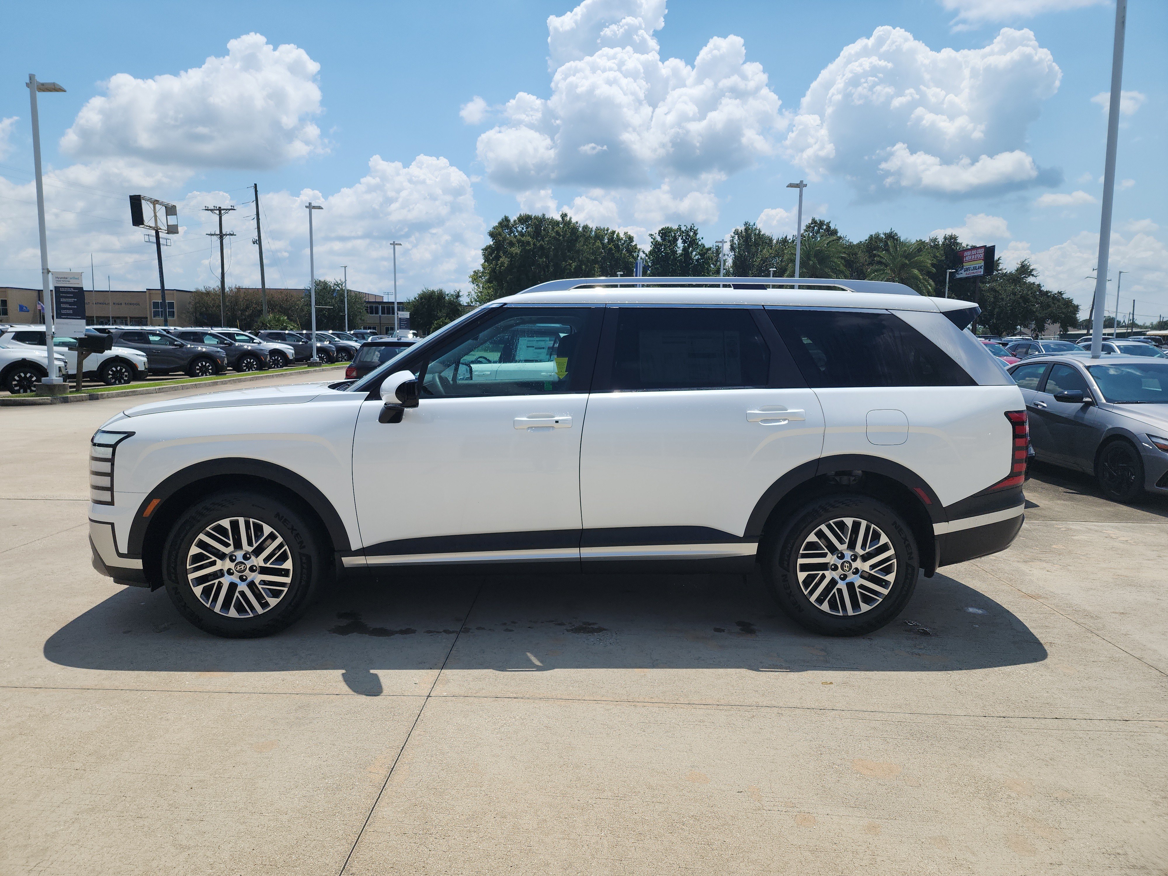 New 2026 Hyundai Palisade SEL FWD image 4