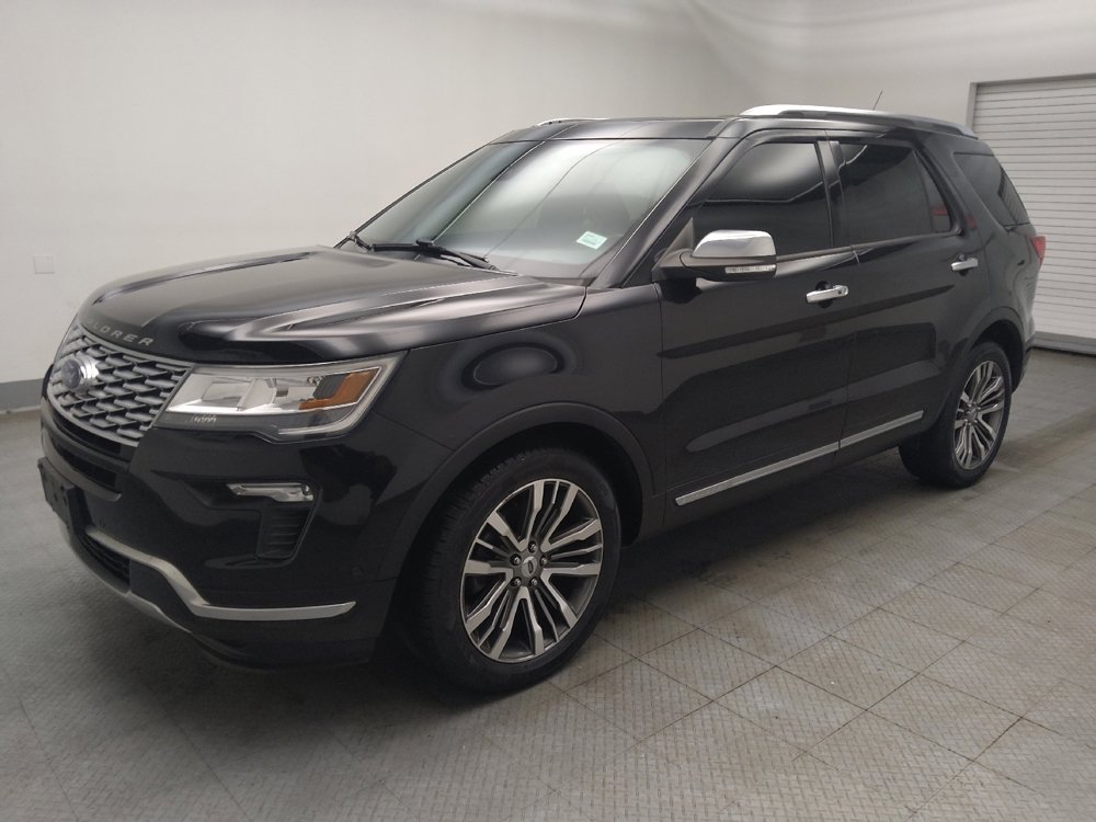 Used 2019 Ford Explorer Platinum AWD/4WD image 2