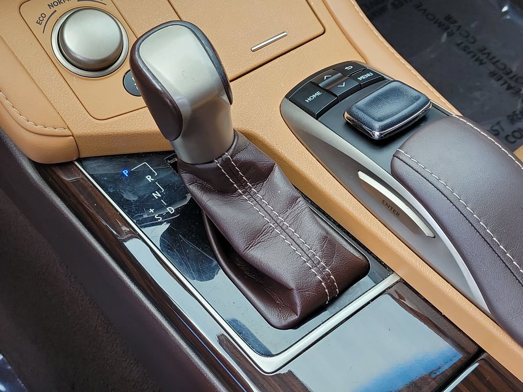 Used 2018 Lexus ES 350 w/ Luxury Package w/Wood Trim FWD image 33